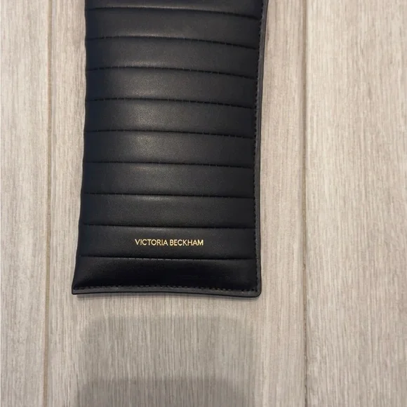 Victoria Beckham Aviator Sunglasses - Picture 10 of 10